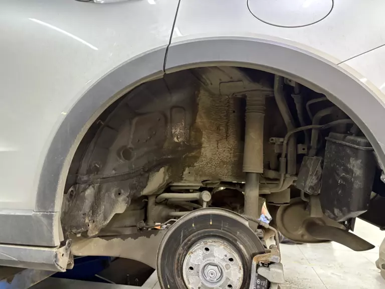 Шумоизоляция арок Haval Jolion-1