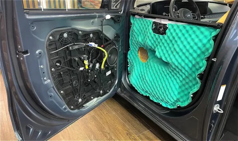 Шумоизоляция дверей KIA Carnival 2021-4